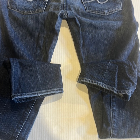 7FAM Classic Blue Denim straifht leg Jeans w multiple pockets and zipper front - Picture 8 of 11
